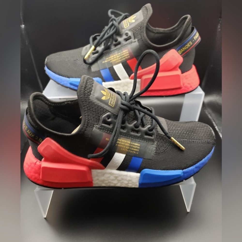 Adidas NMD_R1.V2 4th of July